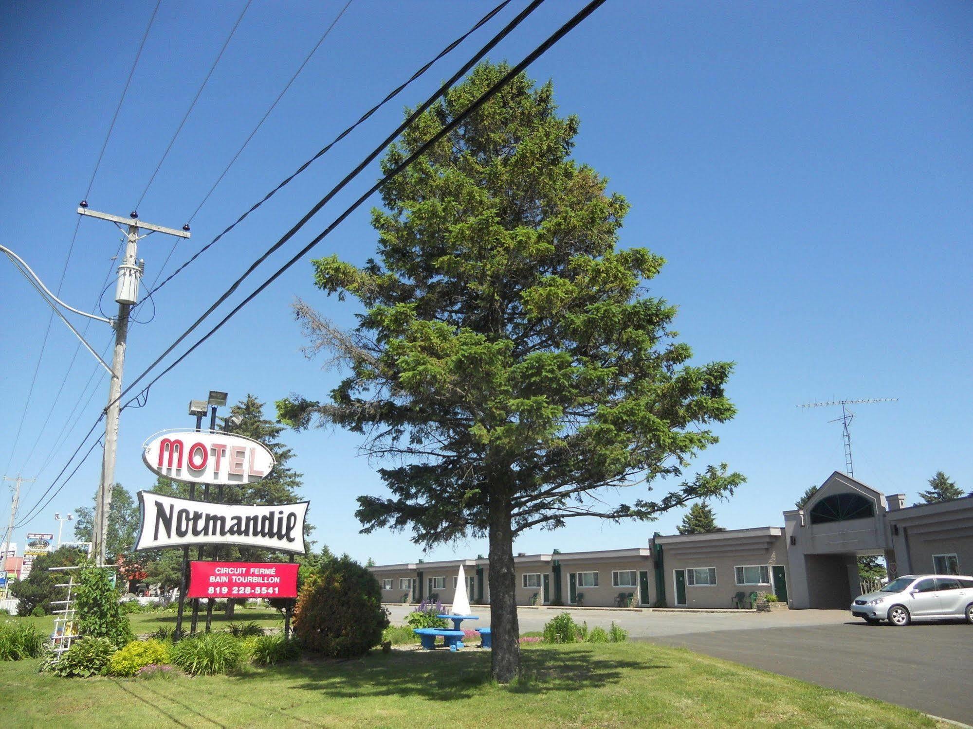 Motel Normandie Louiseville Bagian luar foto