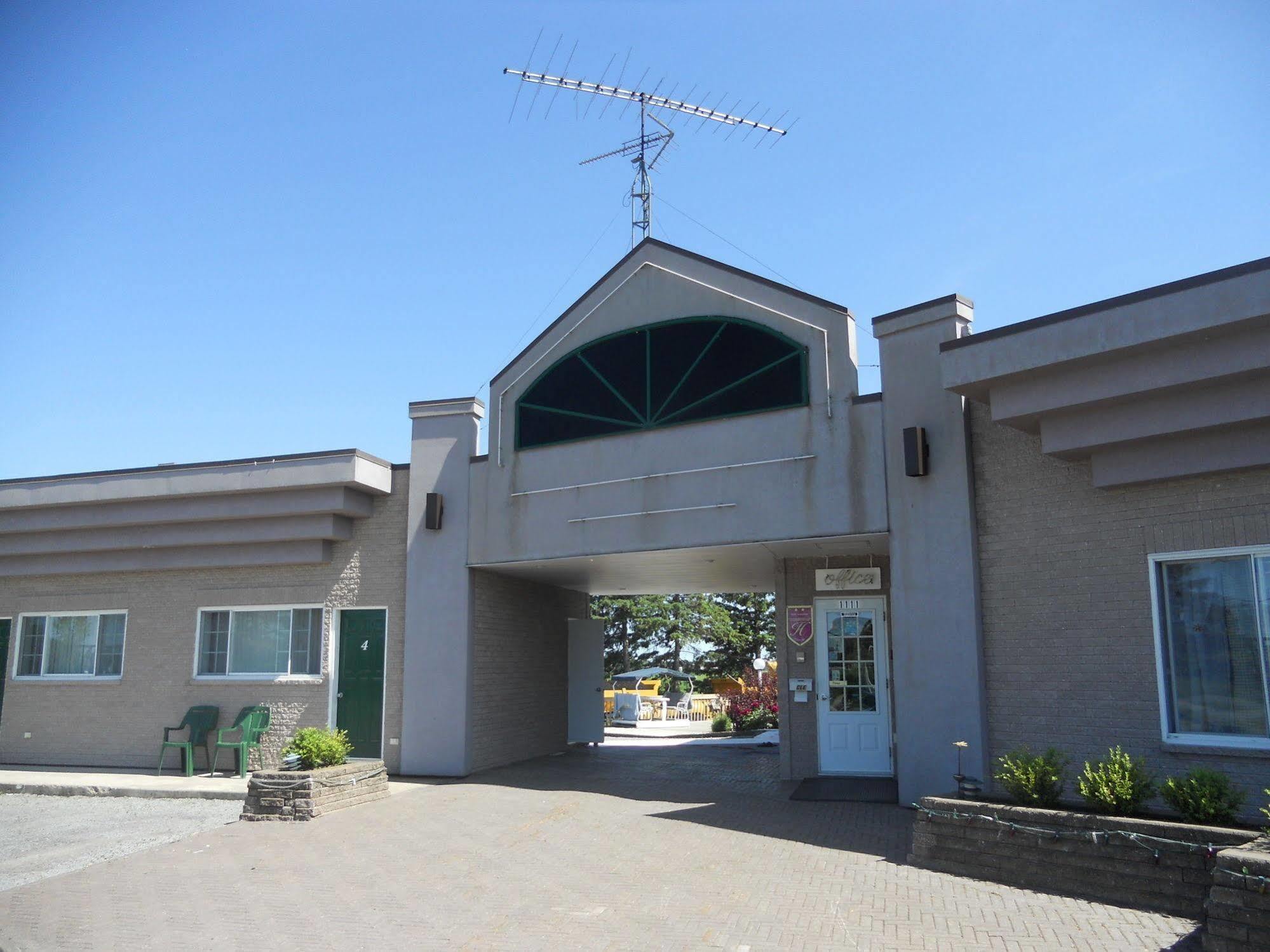Motel Normandie Louiseville Bagian luar foto